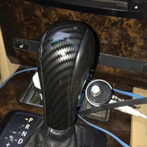 Gearskifteafdækning i kulfiber til BMW 5-serie E60, X3 E83, 6-serie E63, X5 E53