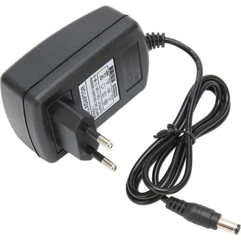 13V 2A universaali verkkolaite, AC/DC-virtalähde autoon, kotiin, toimistoon - 100-240V, EU-pistoke