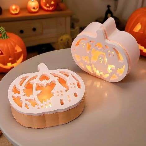 Sett med 4 Halloween gresskarformede silikonformer med Halloween-tema design, for gipsstøping og høsthåndverk