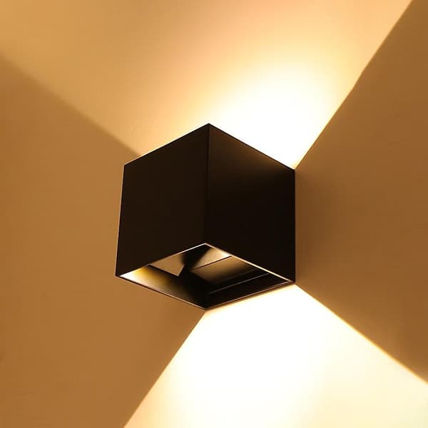 LED-seinävalaisin, 6W lämmin valkoinen, ulkovalaistus, musta