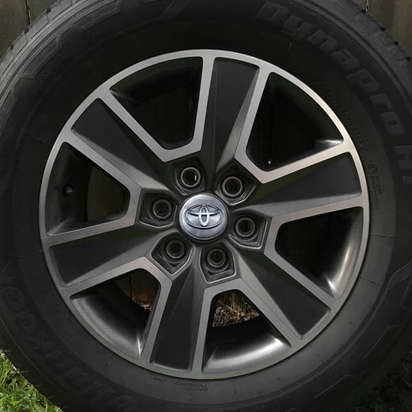 Toyota Senterkopper / Hjulnav Bilmerke - 4-pakning 75 62mm - Silver (matt)