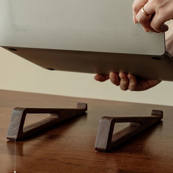 Ergonomisk Laptop Stand i Bambus med Træhylde, Bærbar language