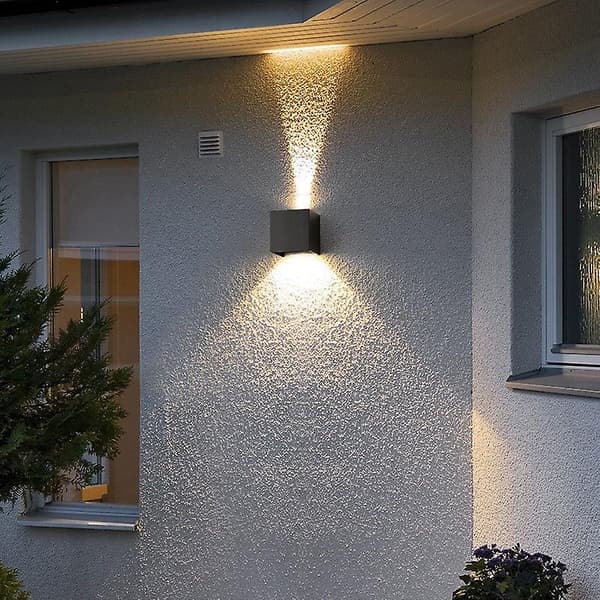 LED-seinävalaisin, 6W lämmin valkoinen, ulkovalaistus, musta
