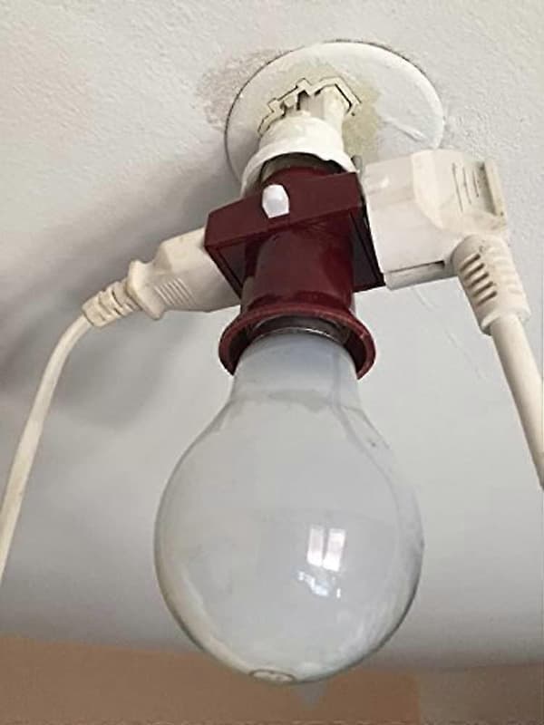 Sæt med 2 E27 skruetyvstikdåser med afbryder 6A250V [Energiklasse A]