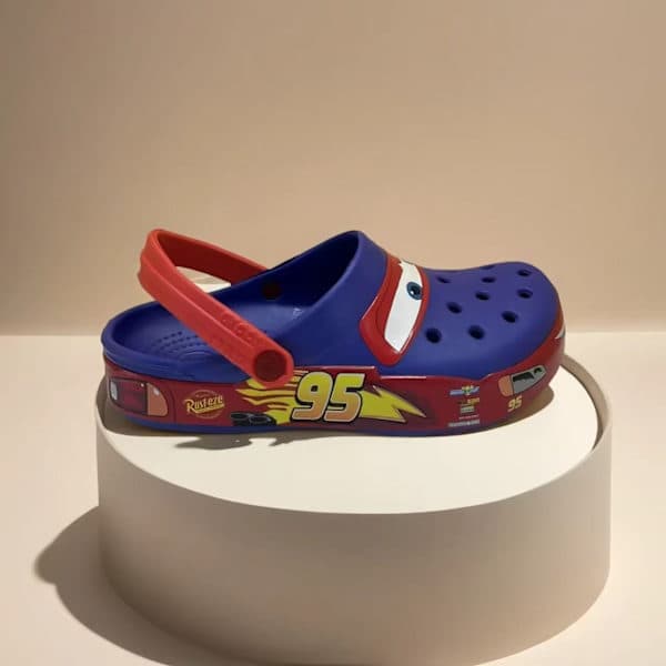 Crocs Lightning McQueen - Lightning McQueens friluftstofflor svarta black 42-43: M9/W11