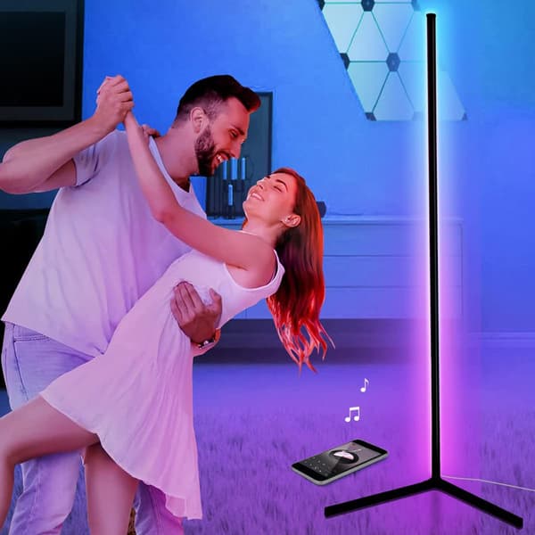 RGB LED gulvlampe, nordisk stil dimbar lampe med smart app-kontroll, plassbesparende trekantet basedesign, tilpassbare lysmoduser for