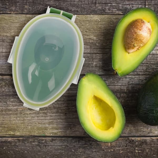 Återanvändbar Avokado Förvaringsbehållare, Plast Flip Top, Diskmaskinsäker, Rektangulär Form Grøn