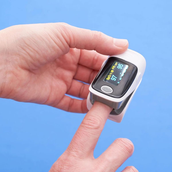 Fingertipspuls-oximeter SpO2 Blodiltmætningsmåler - Blå