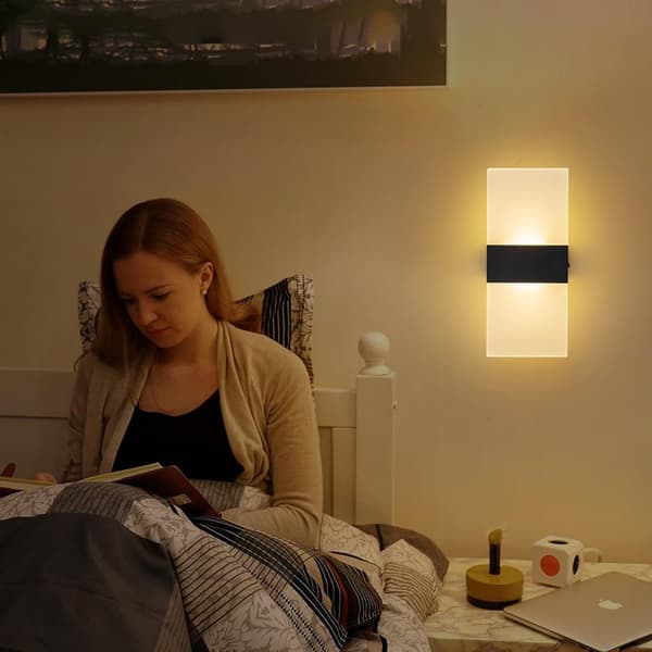 Vägglampa set dubbelpack touchkontroll 2000mAh batteridriven sänglampa dimbar vägglampa för sovrum.
