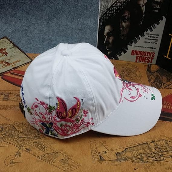Dame sommerfuglbroderet baseballkasket – blomsterpaillet justerbar solhat hvid white