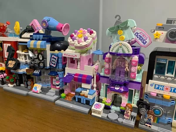 Mini Street Stores Stadshus Butiker Samling Byggklossar Loz 1624