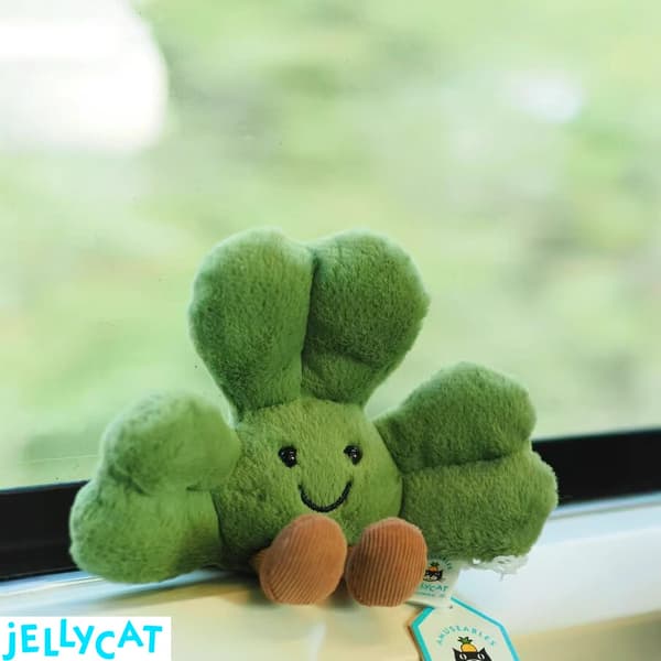 NY Jellycat Siofra Shamrock Plysch Thomas Brown Exklusiv Irländsk Samlarleksak mjuk