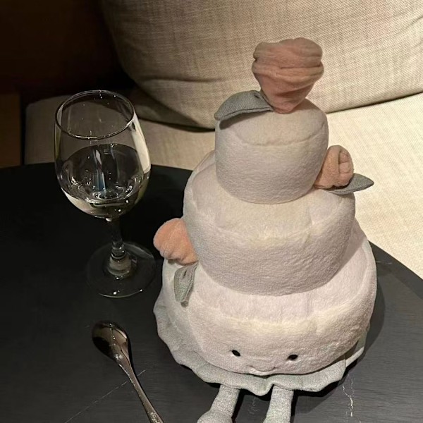 Jellycat Samlarobjekt Bröllopstårta Plysch – 28CM Ny Inkluderar Presentpåse leksak mjuk