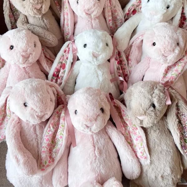 Jellycat Bashful Blossom Körsbärsörad Kanin Plysch Mjukt Gosedjur för Barn White Cherry