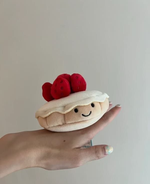 Jellycat Mini Jordgubbstårta Söt 7cm Plysch BNWT mjuk leksak