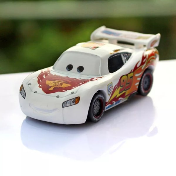 Bilar Barnleksak Bil Legering Bil Mcqueen Mc Farbror Car King Vägspärr Sheriff McQueen-White 8x3.5x3cm/3.1x1.3x1.1in