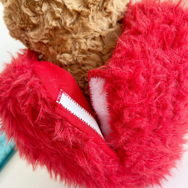 Jellycat Bartholomew Bear 26cm Ultra Mjuk Plysch Heartthrob Edition BNWT leksak