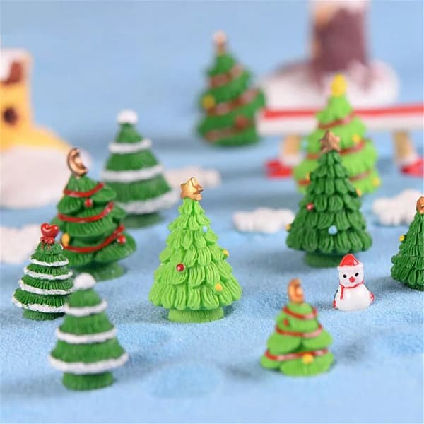 Mini julgran DIY Miniatyr Trädgård Mikro Landskap Ornament Dekor Hus DarkGreen-S(1pcs Random)