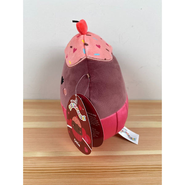 Squishmallow Limited Edition Valentine 2023 Ottie Cupcake Soft Toy Rosa NY tårta