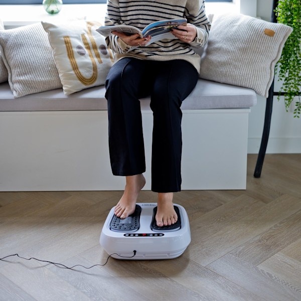 Nexxt Jalka- ja pohjemassageri Shiatsu-toiminnolla ja 20 nopeudella