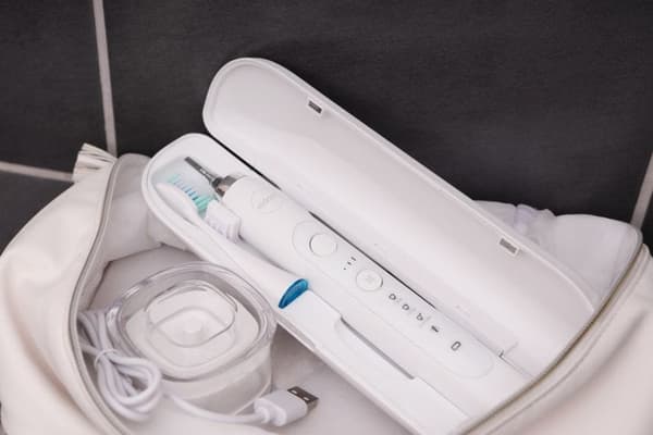 Eldom SD210B DENTA Sonic-hammasharja
