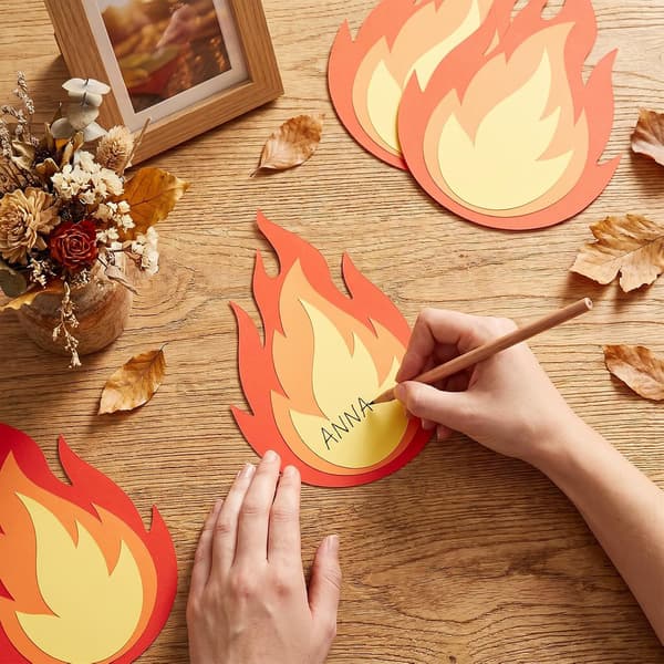 60 stk. flammeutklipp, 12x8,5 cm papirflammeutklipp