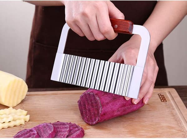 1-pakke Kreativt Hjem Rustfritt Stål Potetkutter Multifunksjonell Bølget Kniv Chips Kutter Kjøkken Kniv Tilbehør