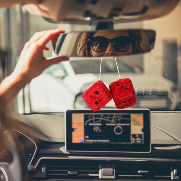 Red 2-Pack Fluffy Car Dice 7 cm Cubes Car Retro Style Square Hanging Dice for Car Interior Decoration