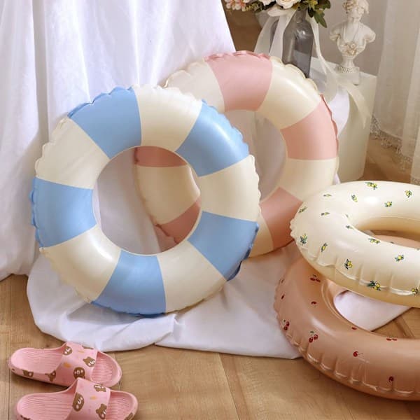 Inflatable Swim Ring Pool Float Toys, Durable Inflatable Rubber Ring for Kids Adults Swim Ring Pool Inflatable Ring Tube Summer Beach Party