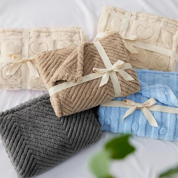 Vaskbart Tæppe til Store Hunde - Koral Fleece Hundetæppe, Kæledyrstæppe, (1 stk, 76*100cm, Brun)