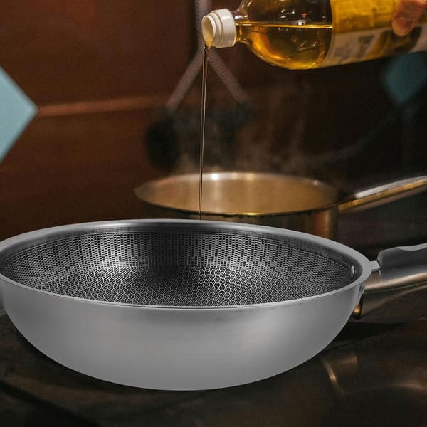 Non-Stick Frying Pan Stainless Steel Wok with Honeycomb Structure Bakelite Handle Heat Retention