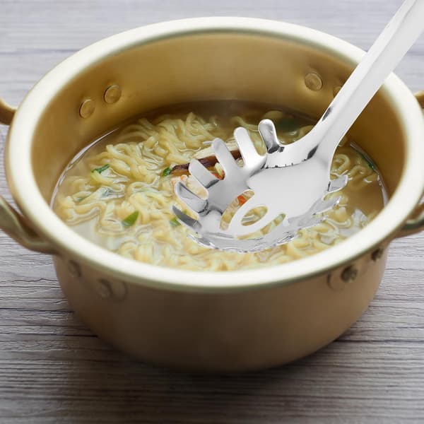 Spaghettiske med multifunktionelt design og nudelsi i rustfrit stål til at si suppe