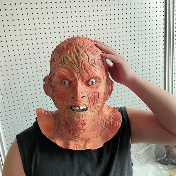 Officiell vuxenkostym, One Size Vinyl Mask - Nightclaws Freddy Kostym