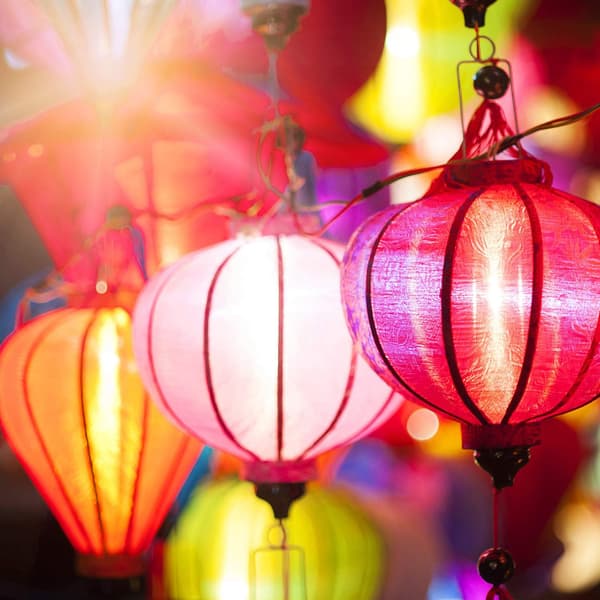 50 stk. mini LED-ballonlamper, papirlamper, kuglelys til julefrokostdekorationer