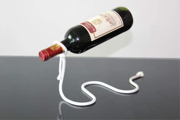 Hanging Rope Wine Rack, Floating Illusion Wine Rack/Bottle Holder, Novelty Gift for Kitchen and Home Decor.
