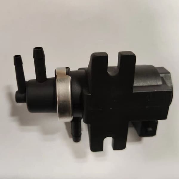 Vakuumsolenoidventil för bil, passar till 30618057