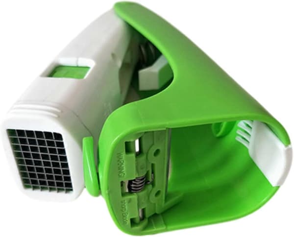Versatile Garlic Press Handheld Garlic Easy to Clean Garlic Press Suitable for Garlic and More