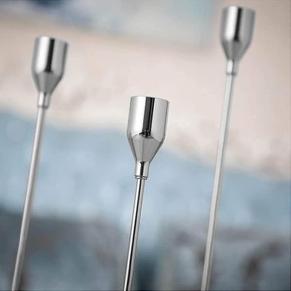 Sett med 3 metall-lysestaker