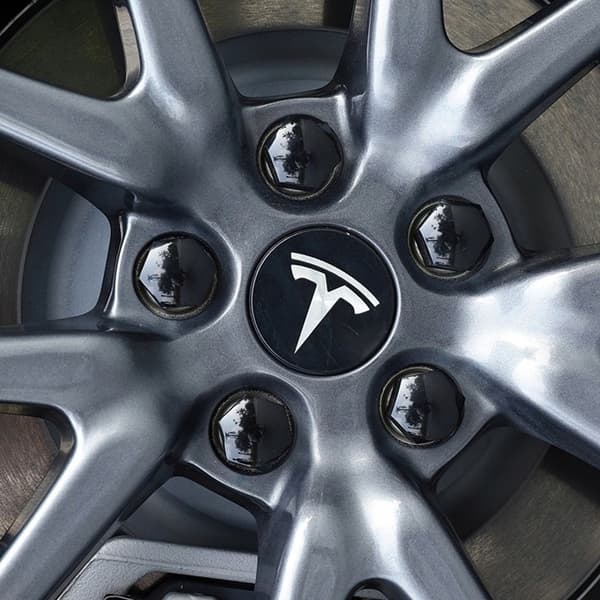 4-pak - Tesla Navkapsler / Hjulnavsemblem - Bil 77{F2} 77 Sort/sølv Svart/silver 77