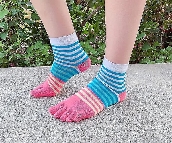 Women's 5-Toe Socks, 6-Pack in Moisture-Wicking Cotton