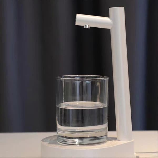 Bordsvattenflaskdispenser USB-laddande vattenkannepump för utomhuscampingresor