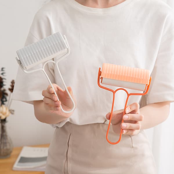 1 Piece (White) with Two Replacement Rolls Sticky Hair Lint Super