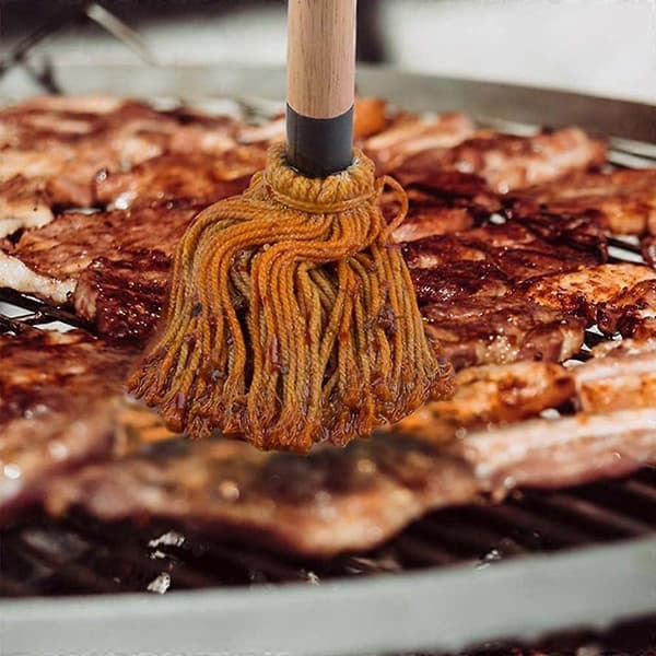 1-pack Barbecue Brush Set BBQ Brush Mop Cast Iron Sauce Pot and BBQ Mop Brush Set with 1 Extra Replacement Head