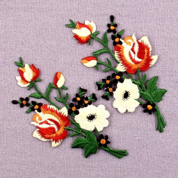 Boho Patch Broderad Blomsterapplikation Stryk På Sy På Rosemblem, Röd & Vit, 2-pack