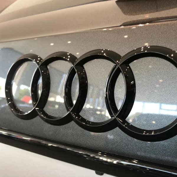 Blank sort billogo til Audi emblem_xx 192mm 192mm