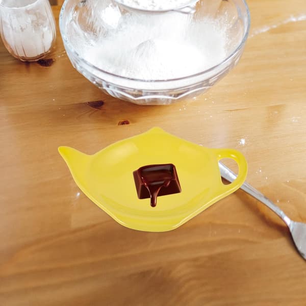 Ceramic Teacup Saucer in Teapot Shape Easy to Clean Decorative Teacup Tray