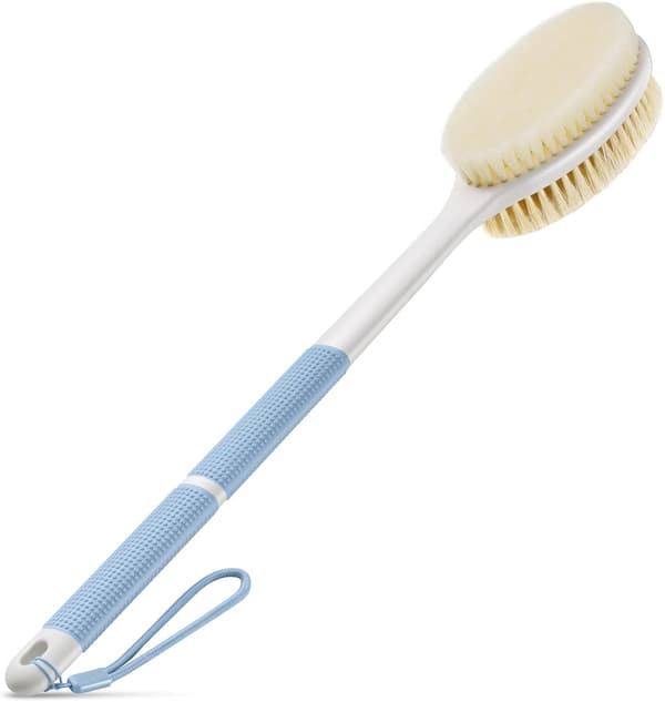 Long-handled bath brush, perfect for wet or dry brushing, body brushing, and deep cleaning.