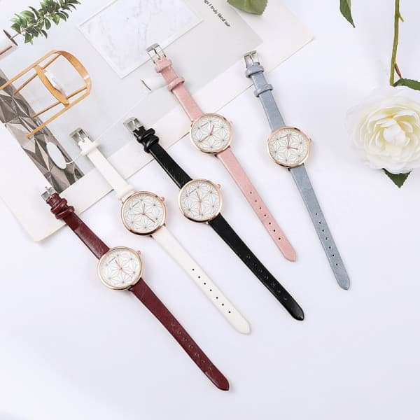 Personal Quartz Watch with Geometric Pattern and Small Dial Red Red