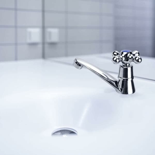 Cold Water Faucet for Bathroom, Modern Basin Mixer, Cross Handle Design for Bathroom and Kitchen Sinks, G1/2