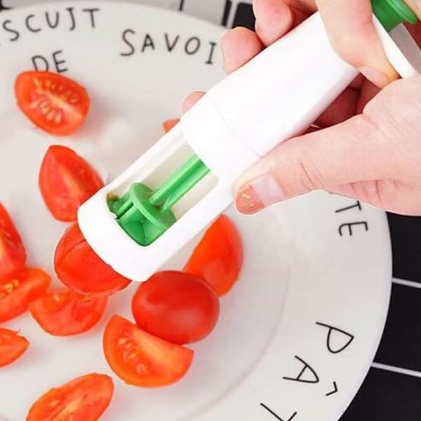 Strawberry, Cherry, Grape, Tomato Slicer Fruit and Vegetable Cutter, Simple and Portable Kitchen Fruit Cutting Salad Tool